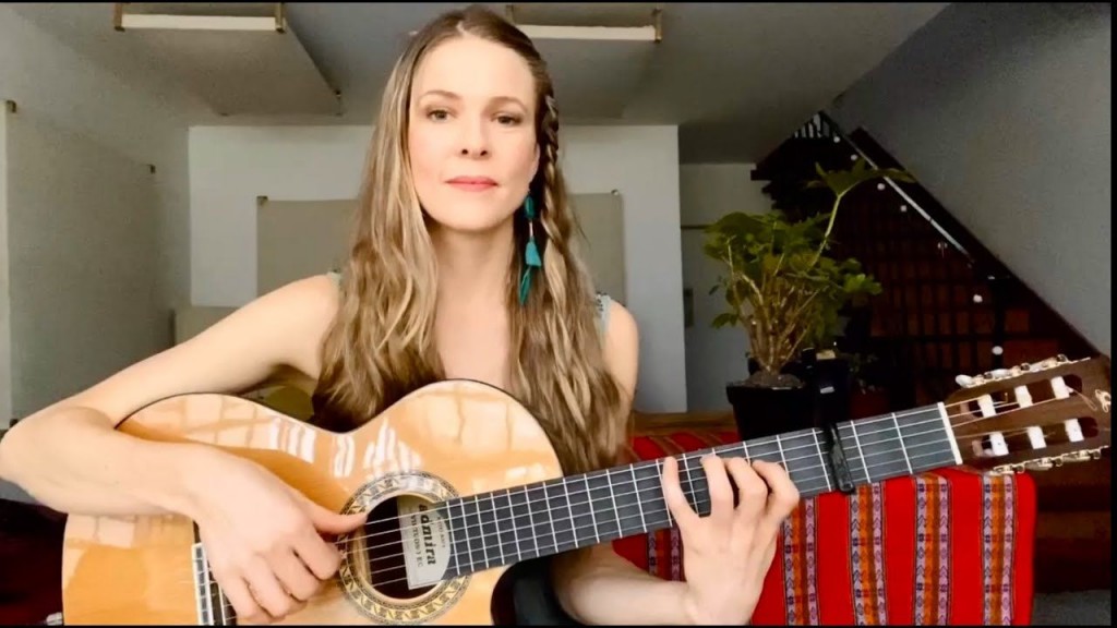 Katie James, un bambuco desde Irlanda