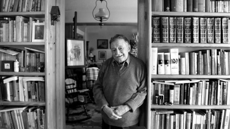 100 años de Mario Benedetti: el autor de la sencillez, la mirada profunda y el compromiso