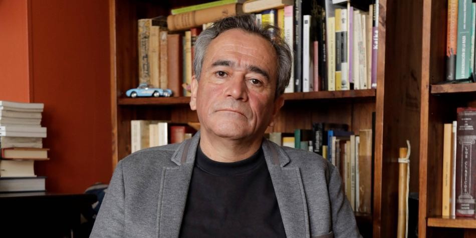 Evelio Rosero desnuda el corazón desquiciado de un país