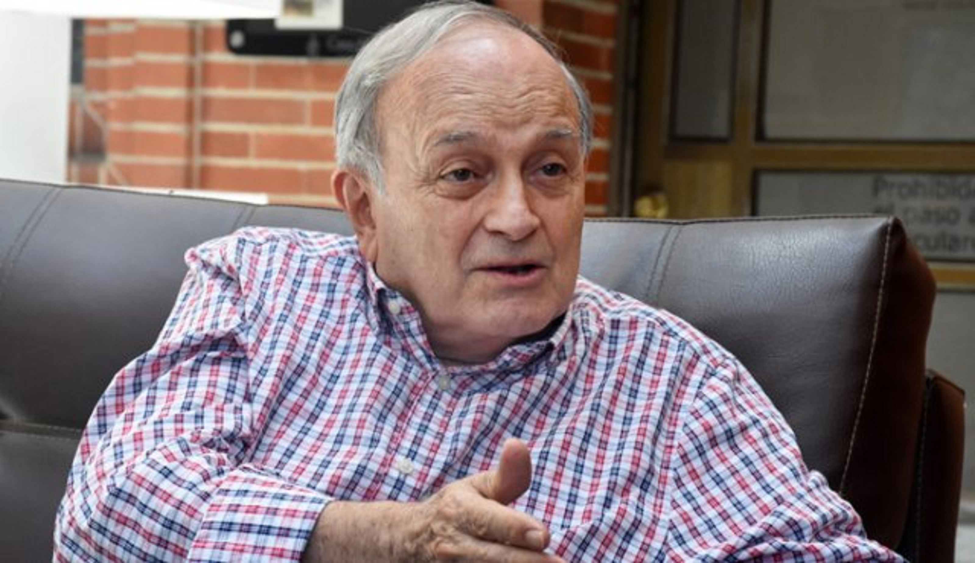 Las mil batallas de Álvarez Gardeazábal